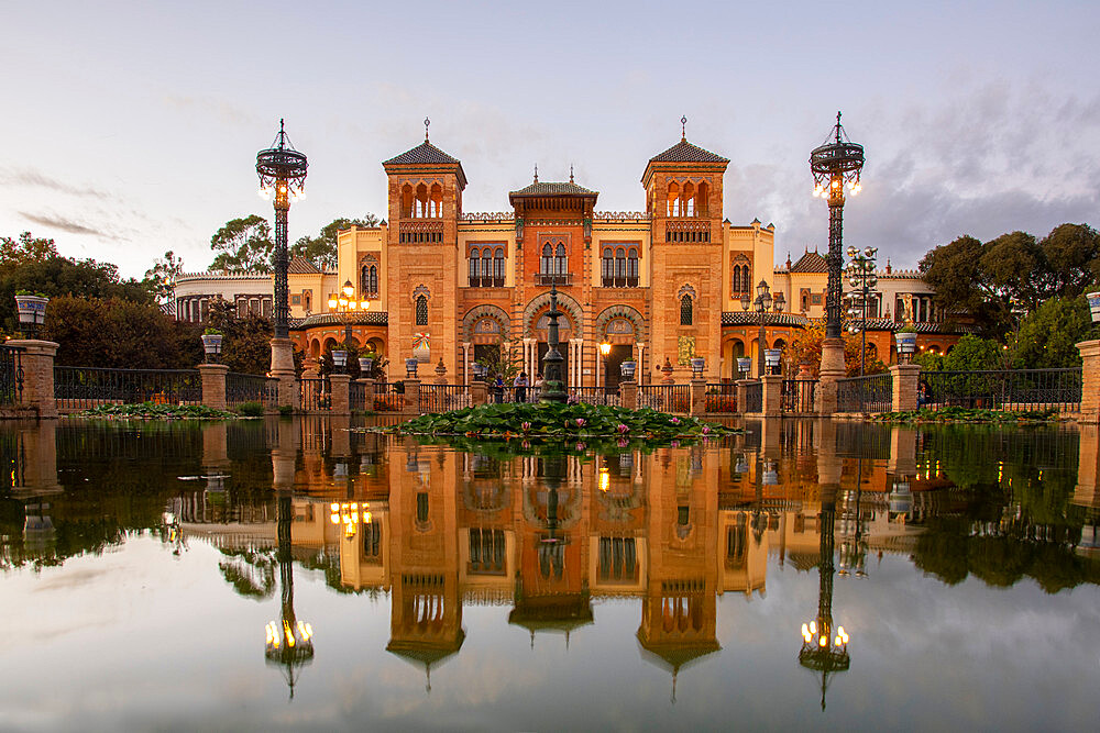 Parque de Maria Luisa, Seville, Andalucia, Spain, Europe