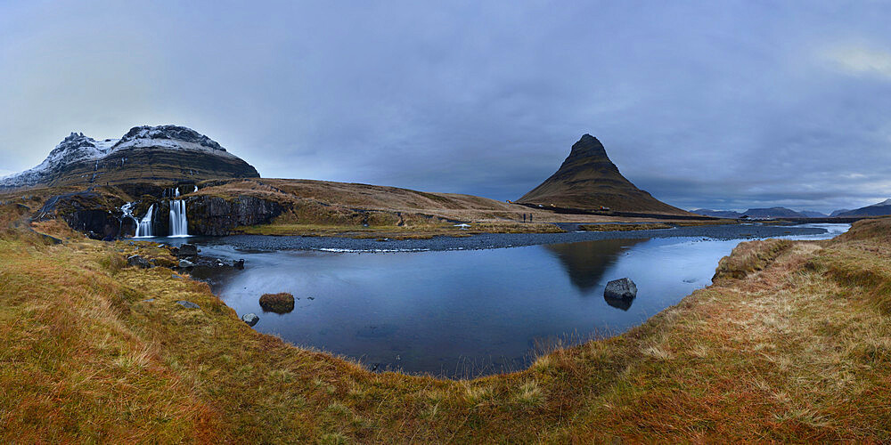 Kirkjufellsfoss waterfall and Mount Kirkjufell, Iceland, Polar Regions