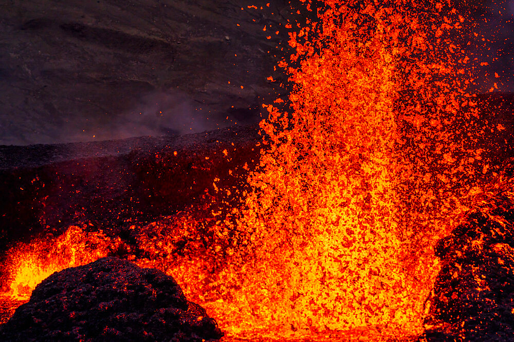 The recent re-eruption of Mount Fagradalsfjall and Geldingadalir Volcano, Southwest Peninsula, Iceland, Polar Regions