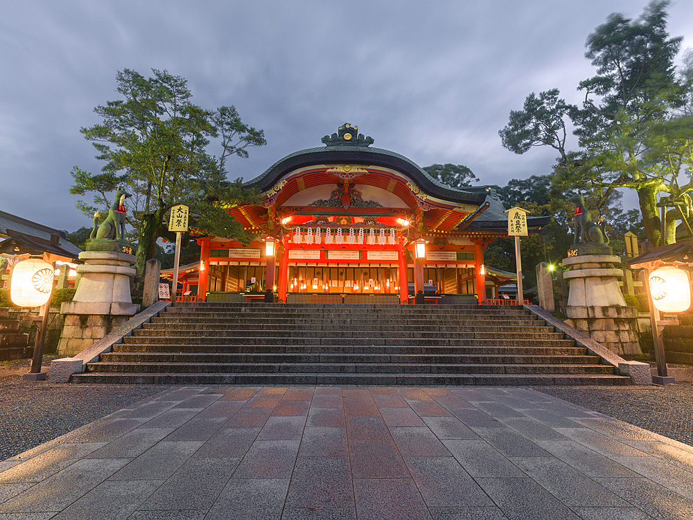 The Fushimi Inari Taisha shrine sanctuary in Kyoto, Honshu, Japan, Asia