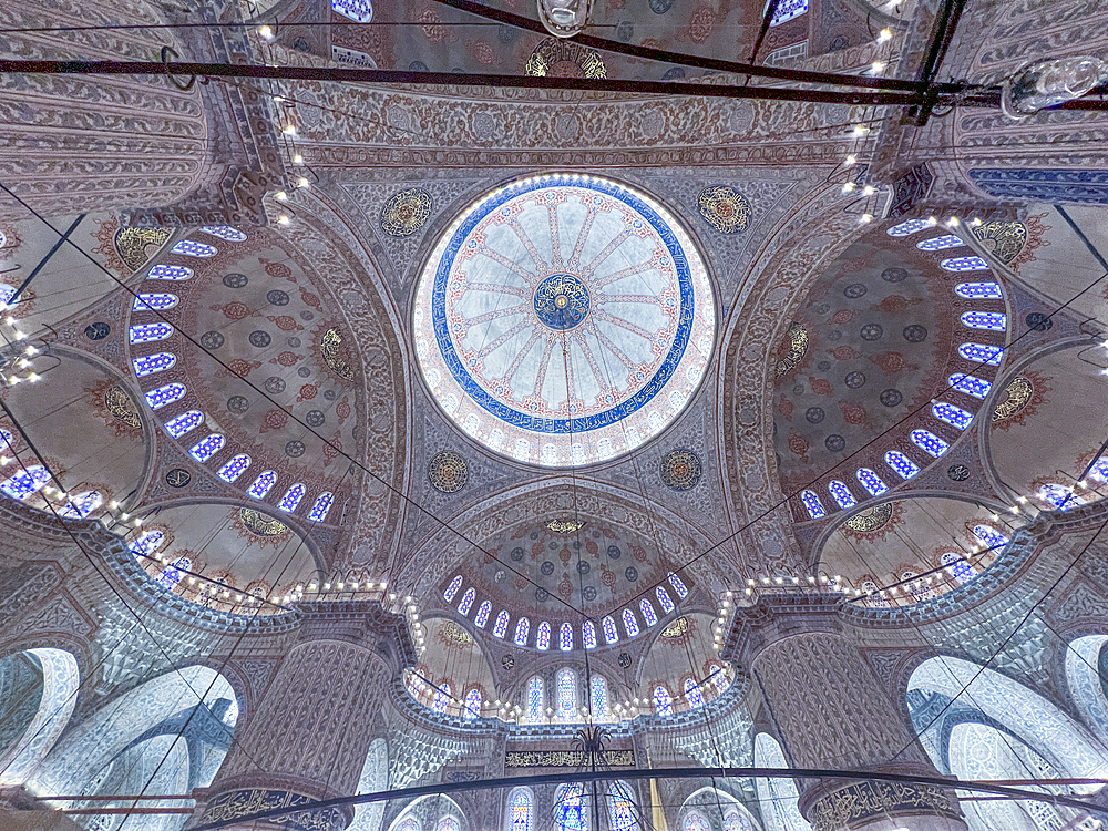 The main dome of Sultanahmet Camii (Blue Mosque), UNESCO World Heritage Site, Istanbul, Turkey, Europe