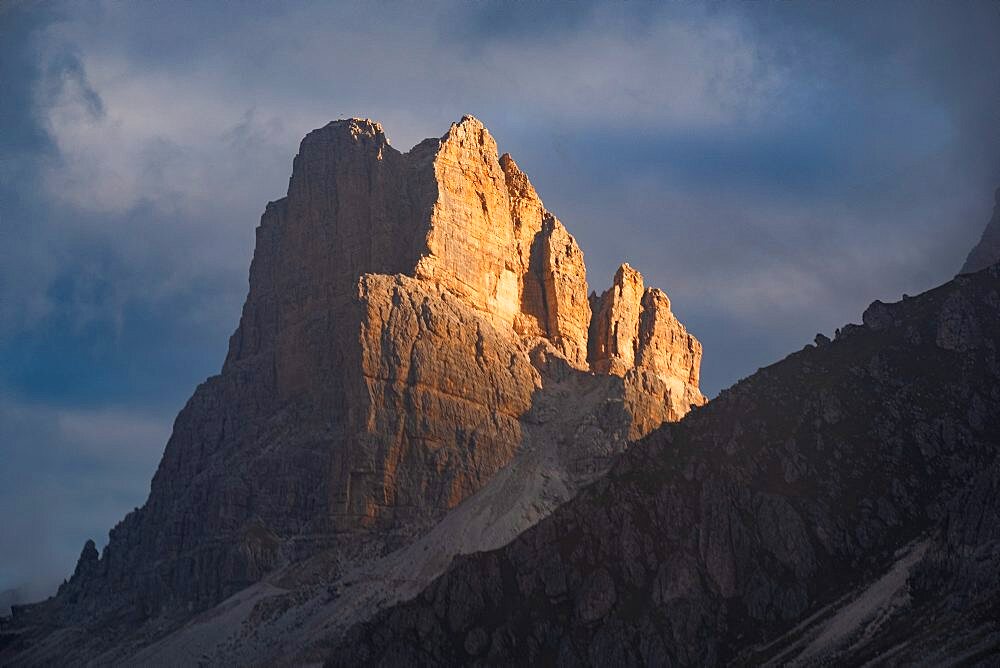 Enrosadire sunset on the top of Averau mountain, Dolomites, Unesco, Italy