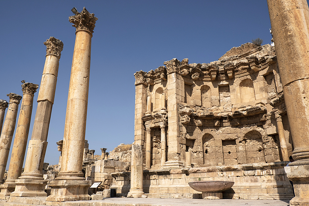 Nymphaeum monument consecrated to the nymphs, Jerash, Jordan, Middle East