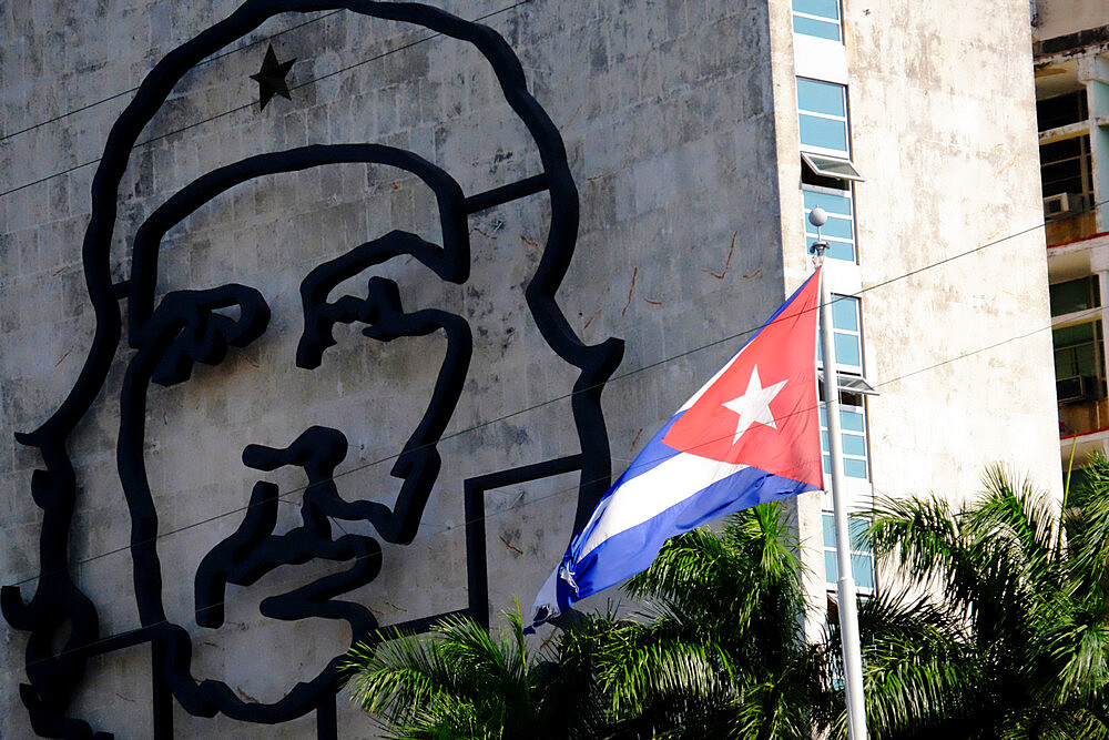 Giant sculpture of Che Guevara in Plaza De La Revolucion (Revolution Square), Havana, Cuba, West Indies, Central America