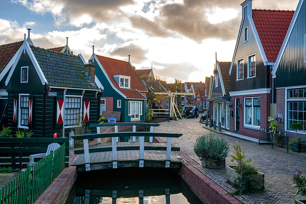 Volendam street with traditional Dutch houses, Volendam, North Holland, The Netherlands, Europe