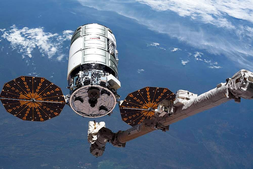 Cygnus Spacecraft Docks at the ISS