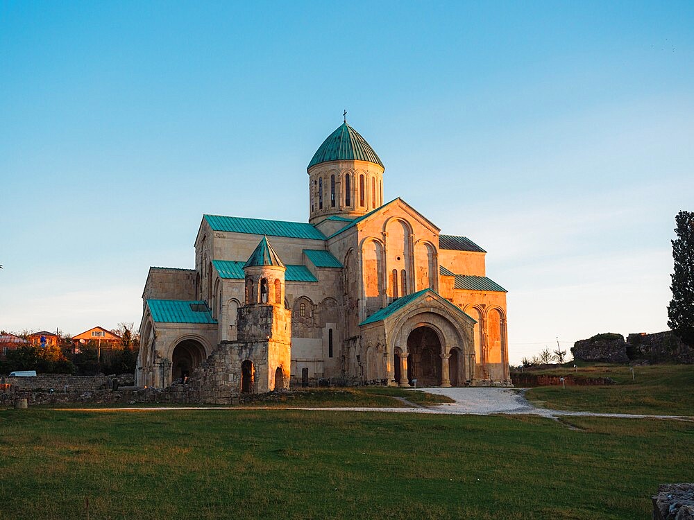 Bagrati Cathedral at sunrise, Kutaisi, Imereti, Sakartvelo (Georgia), Central Asia, Asia