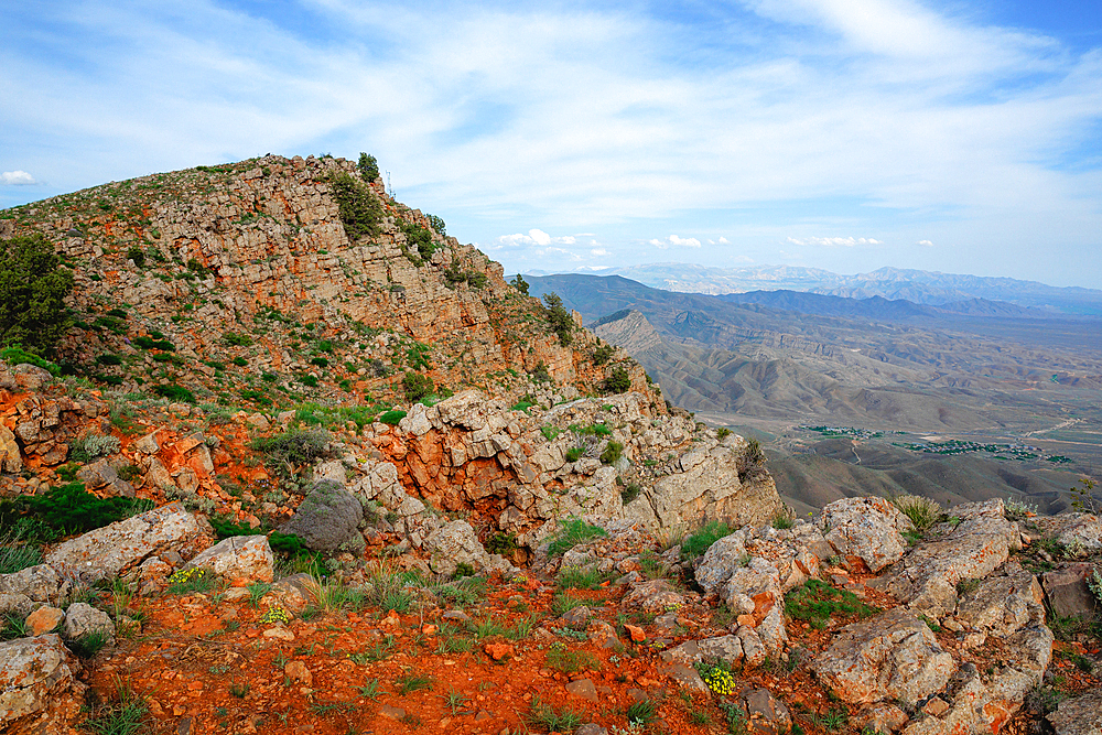 Hiking in Vayots Dzor, known for its red-hued mountains, Armenia (Hayastan), Caucasus, Central Asia, Asia