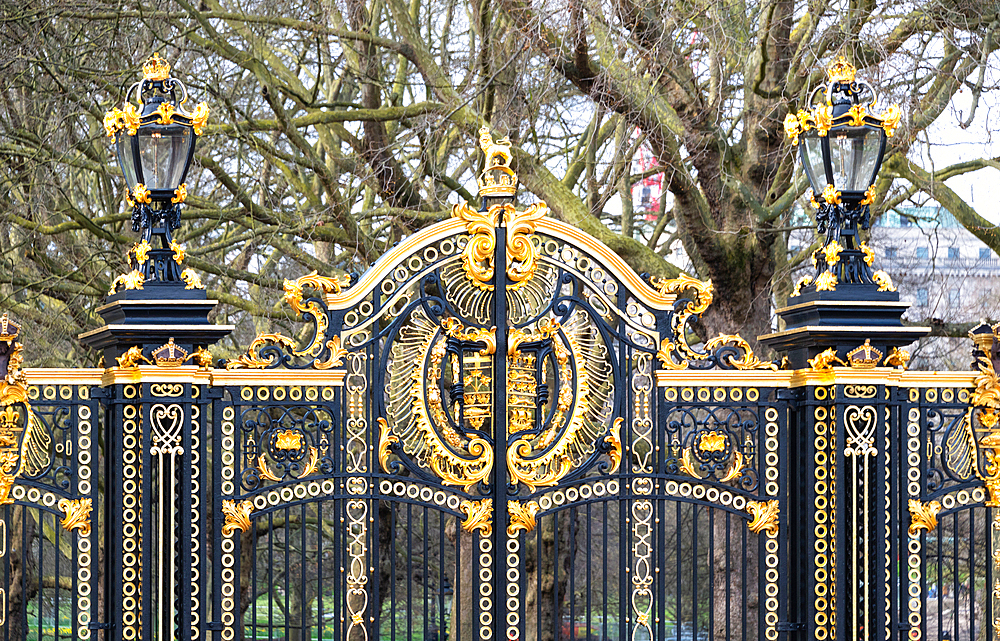 Details of the Canada Gate, part of the Queen Victoria Memorial and an entrance to Green Park, London, England, United Kingdom, Europe