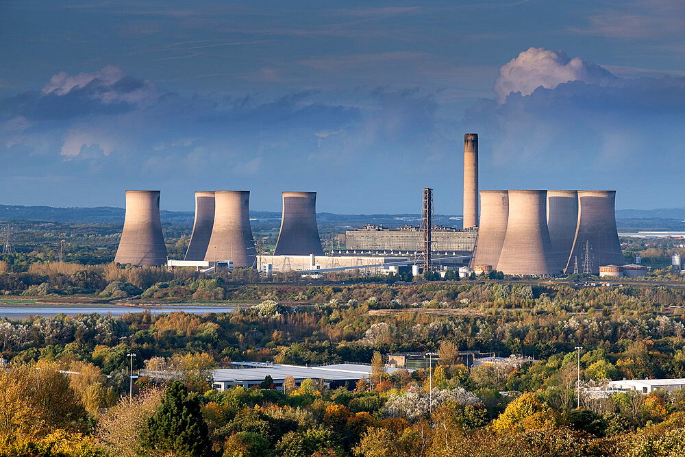 Decommissioned Fiddlers Ferry Power Station in autumn, near Warrington, Cheshire, England, United Kingdom, Europe