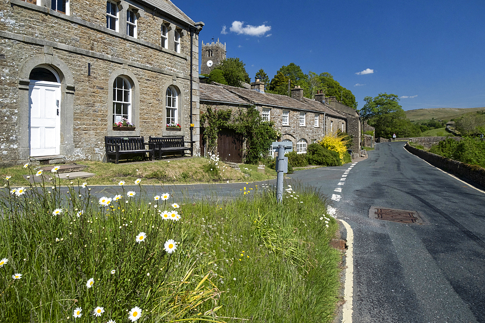 The village of Muker, Swaledale, Yorkshire Dales National Park, Yorkshire, England, United Kingdom, Europe