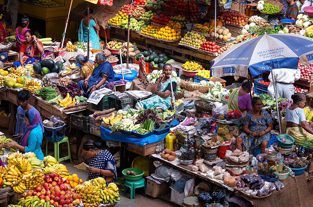 Panjim Fruit and Vegetable Market, Panjim City (Panaji), Goa, India, Asia