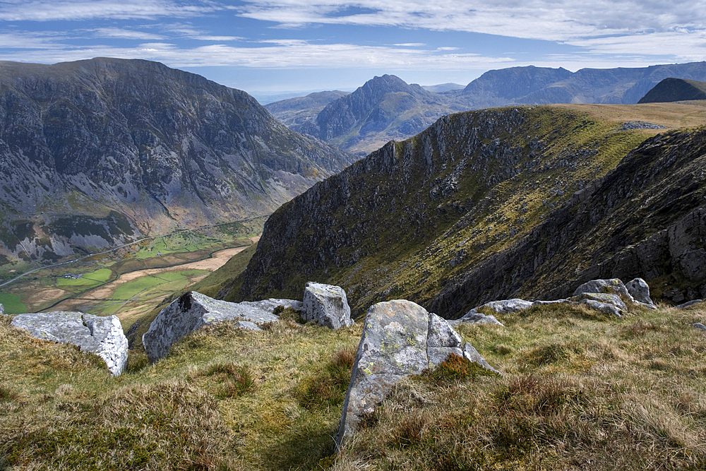 Tryfan and the Ogwen Valley viewed from Carnedd y Filiast , Snowdonia National Park, Eryri, North Wales, UK