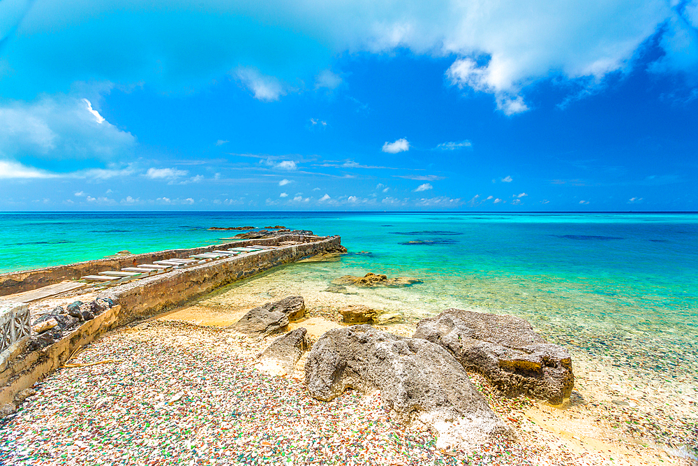 Glass Beach, site of large quantities of sea glass, from shipwrecks and bottles thrown into the sea from the Royal Navy Dockyard over hundreds of years, Bermuda, Atlantic, North America