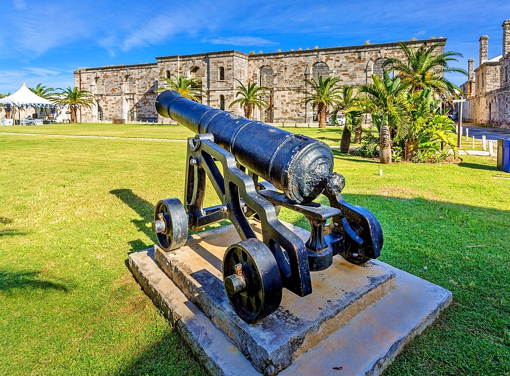 A canon outside the Victualling Warehouse at the disused Royal Naval Dockyard, Bermuda, Atlantic, North America