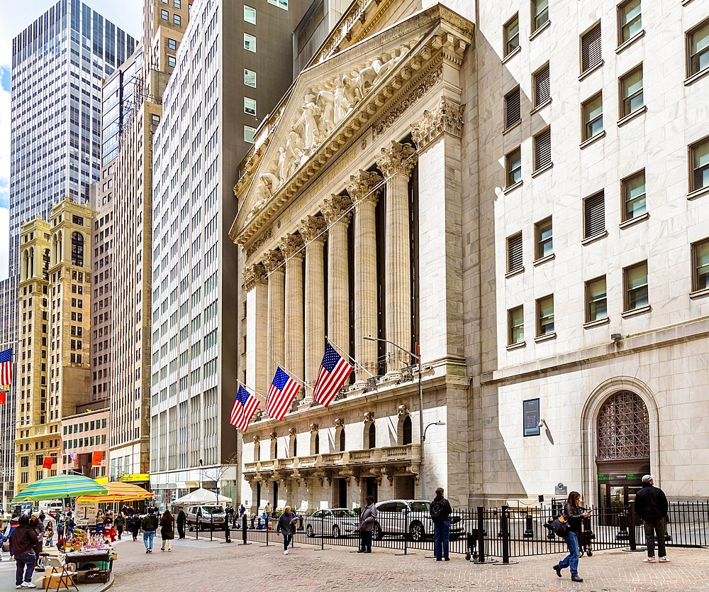 The New York Stock Exchange building in the Financial District of Lower Manhattan, Wall Street, New York, United States of America, North America