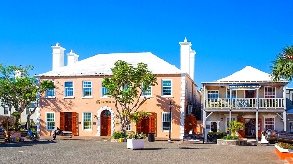 Historic buildings in King's Square, St George, Bermuda, a UNESCO World Heritage site dating back to the 17th Century. Cruise liners call there so passengers can experience the oldest continuously occupied British settlement in the New World.