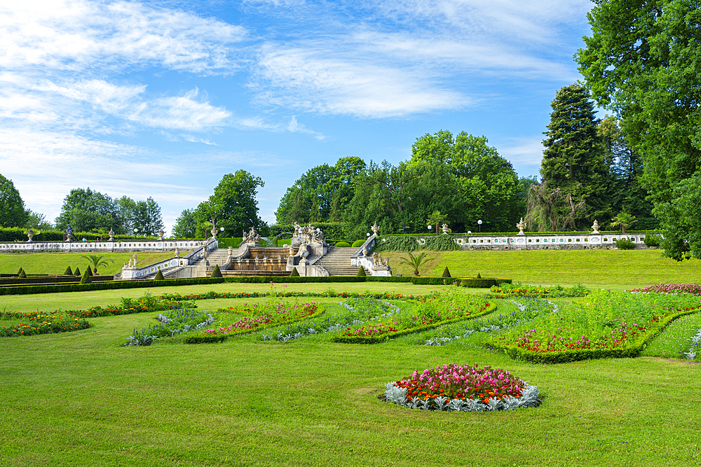 Zamecky Park (The Castle Garden), Cesky Krumlov, South Bohemian Region, Czech Republic (Czechia), Europe