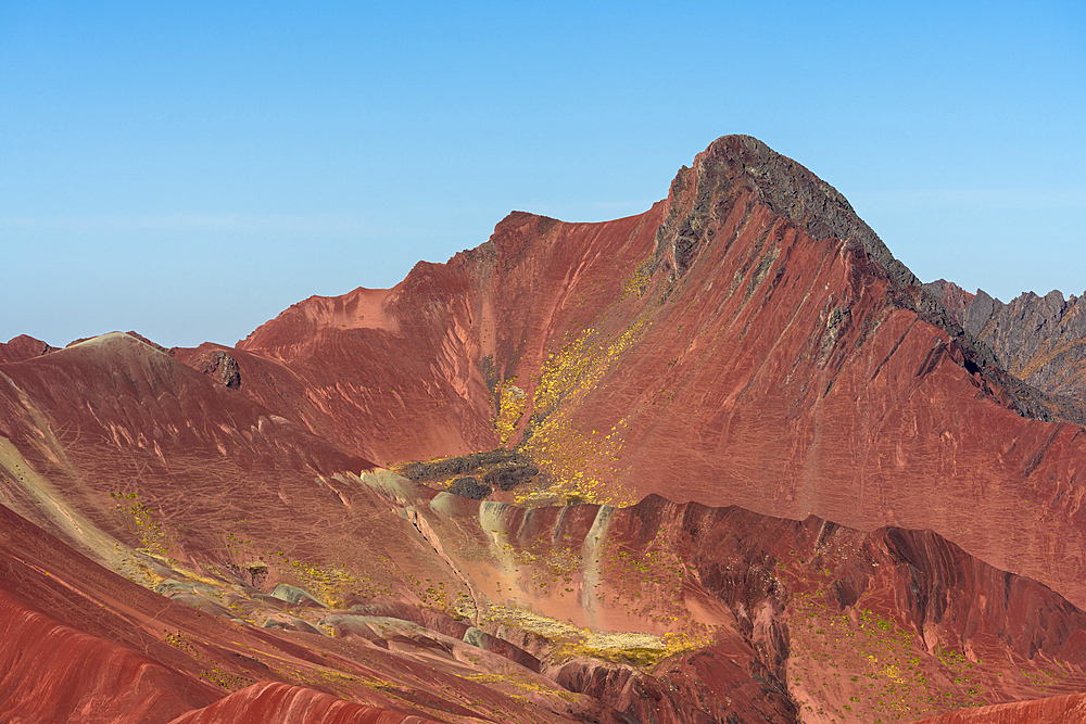 Mountain in Valle Rojo (Red Valley), near Rainbow Mountain, Pitumarca District, Cusco (Cuzco), Peru, South America