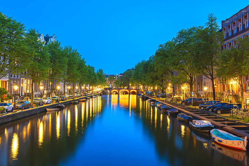 Singel canal at twilight, Amsterdam, The Netherlands, Europe