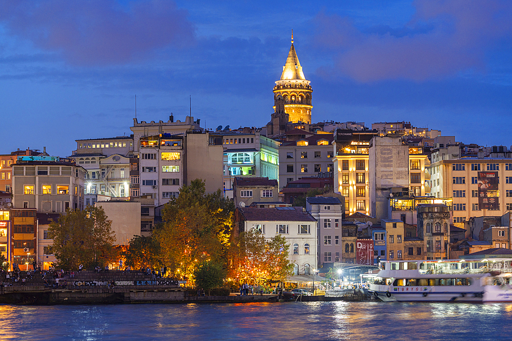 Galata Tower at twilight, Beyoglu District, Istanbul Province, Turkey, Europe