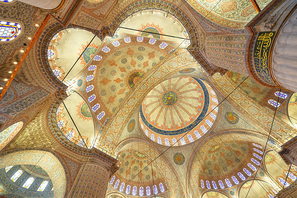 Ceiling of Blue Mosque, Sultanahmet, UNESCO World Heritage Site, Fatih District, Istanbul Province, Turkey, Europe