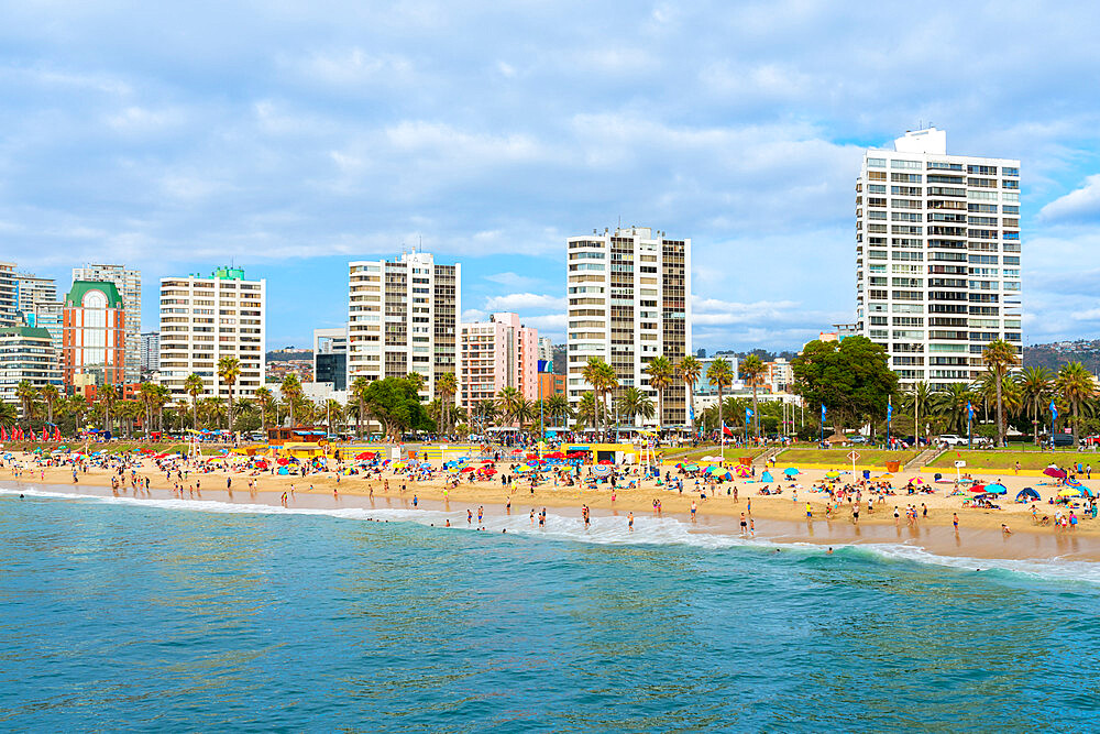 People at El Sol beach, Vina del Mar, Chile