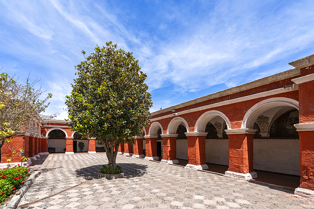 Red section of Cloister and Monastery of Santa Catalina de Siena, UNESCO World Heritage Site, Arequipa, Peru, South America