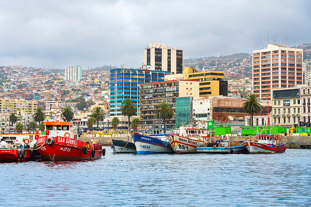 Boats at port of Valparaiso along Muelle Prat, Valparaiso, Chile