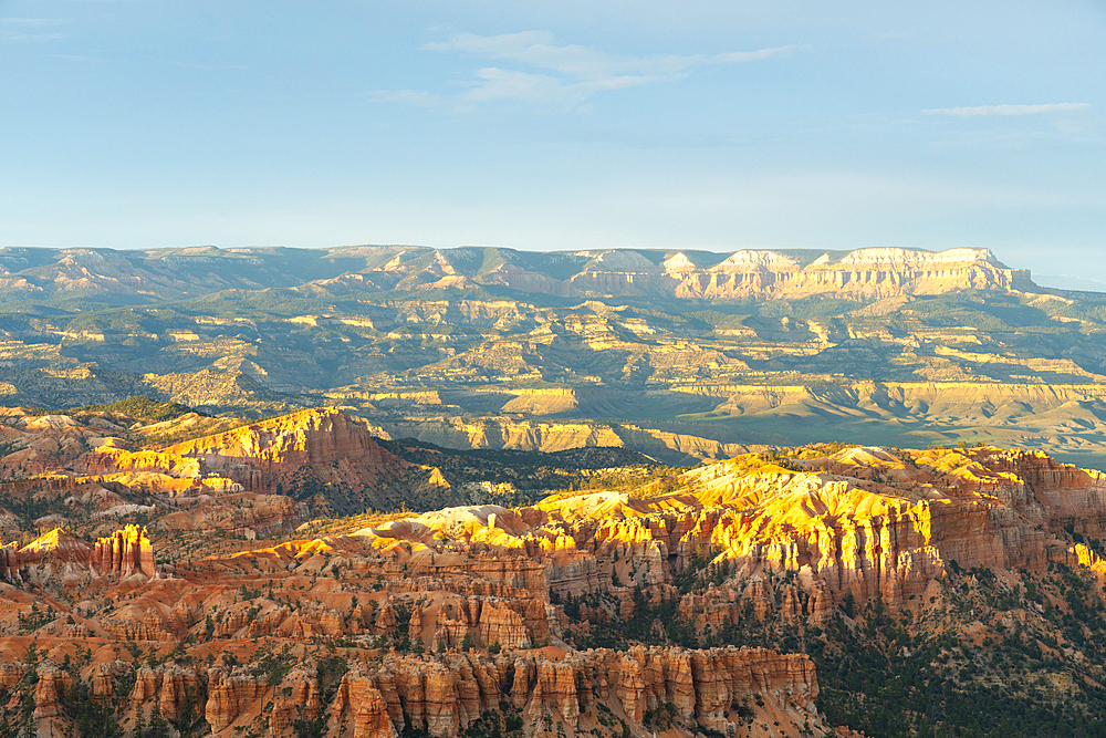 Bryce Canyon amphitheater at sunset, Inspiration Point, Bryce Canyon National Park, Utah, United States of America, North America