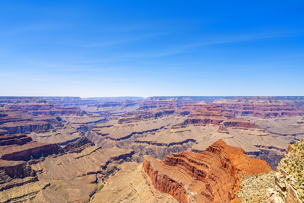 Grand Canyon, from Hermit Road near Great Mohave Wall Viewpoint, Grand Canyon National Park, Arizona, USA