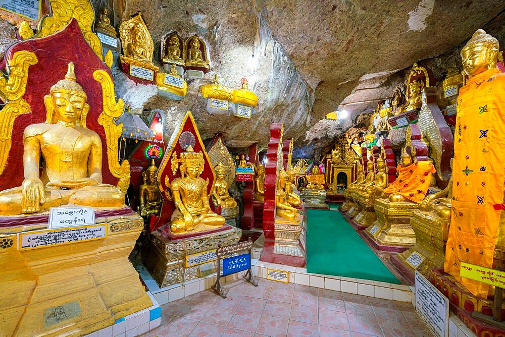 Buddha statues inside Shwe Oo Min Caves, Kalaw, Myanmar