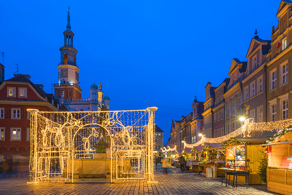 Christmas markets at Old Market Square, Poznan, Poland, Europe