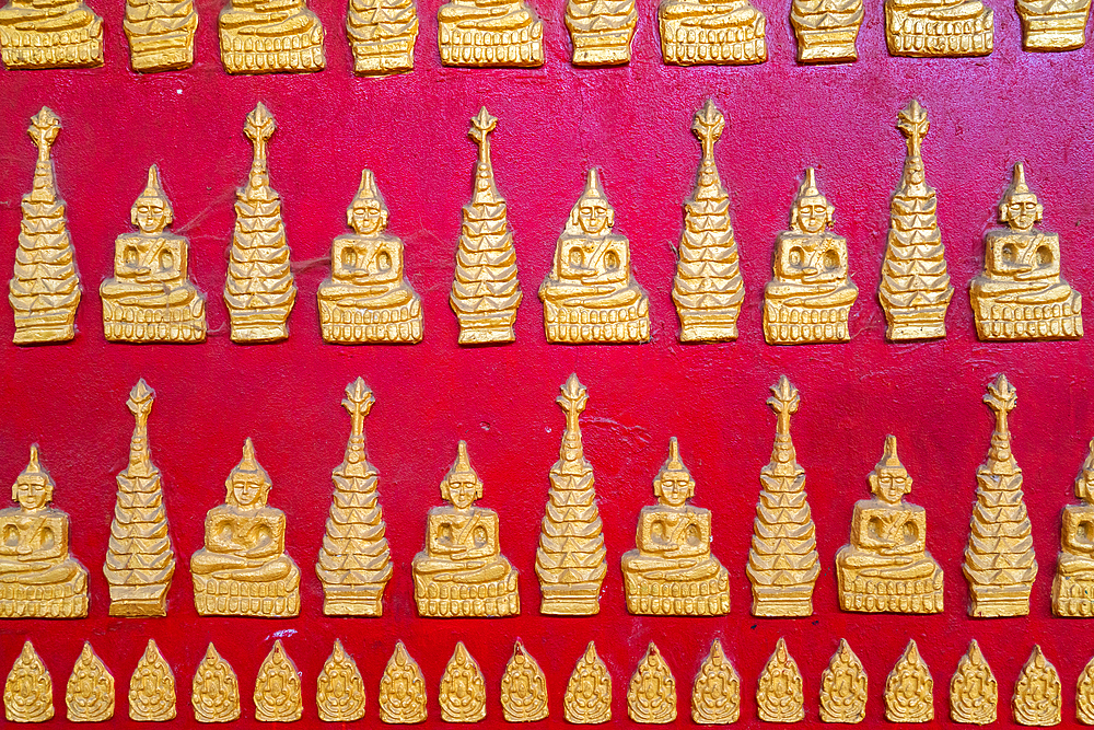 Buddha statues at Ko Yin Lay Monastery, near Kengtung, Shan State, Myanmar (Burma), Asia