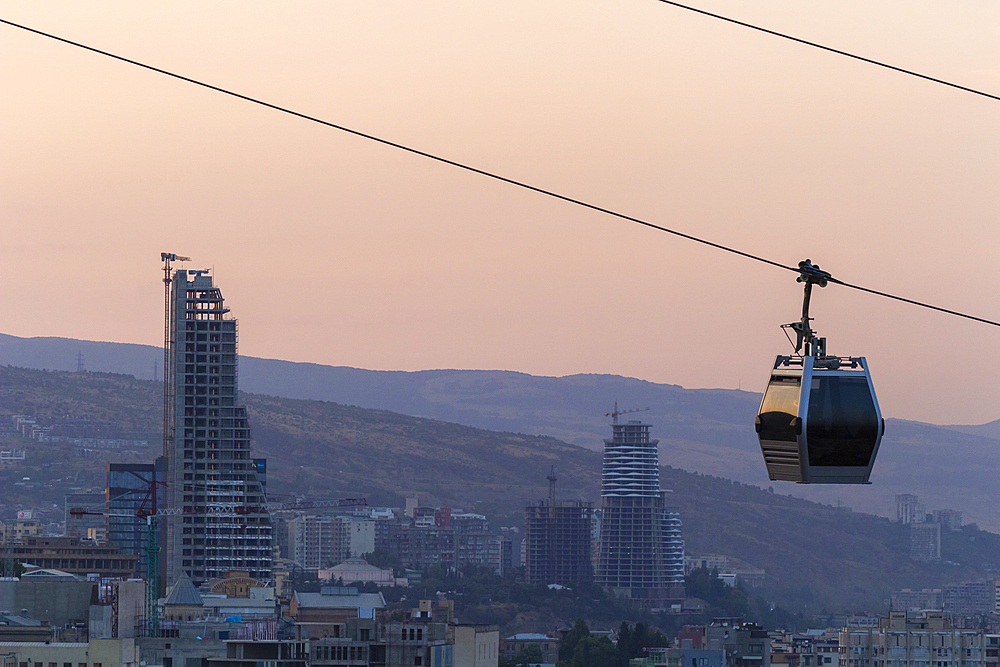 Cable car going up to the Narikala Fortress, Tbilisi, Georgia, Central Asia, Asia