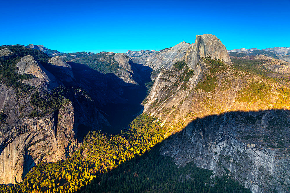 Half Dome granite rock formation, Yosemite National Park, Sierra Nevada, Central California, California, USA