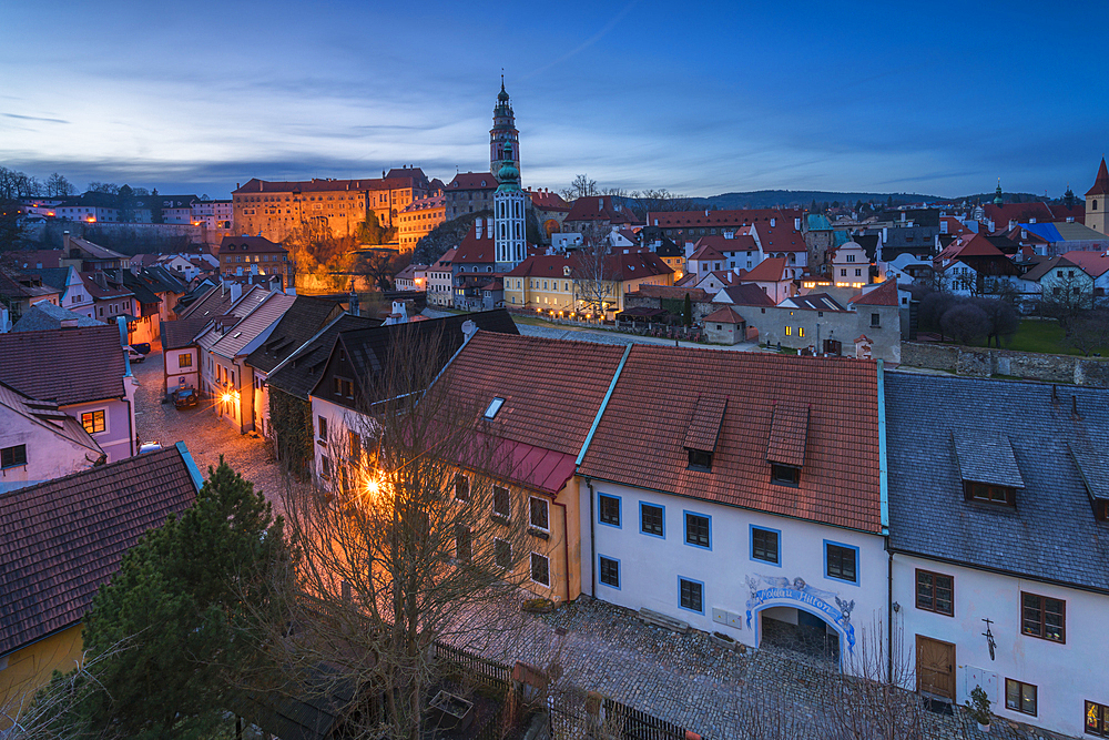 Historic center of Cesky Krumlov as seen from Seminar Garden at twilight, UNESCO World Heritage Site, Cesky Krumlov, South Bohemian Region, Czech Republic (Czechia), Europe