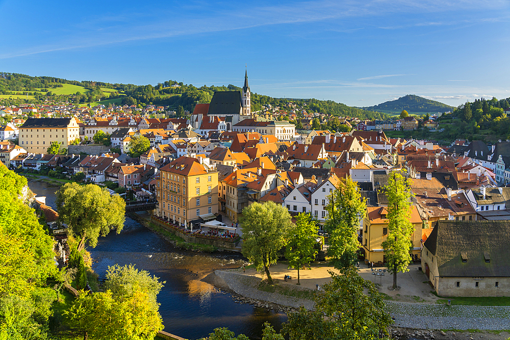 Historic center of Cesky Krumlov as seen from The Castle and Chateau, UNESCO World Heritage Site, Cesky Krumlov, South Bohemian Region, Czech Republic (Czechia), Europe