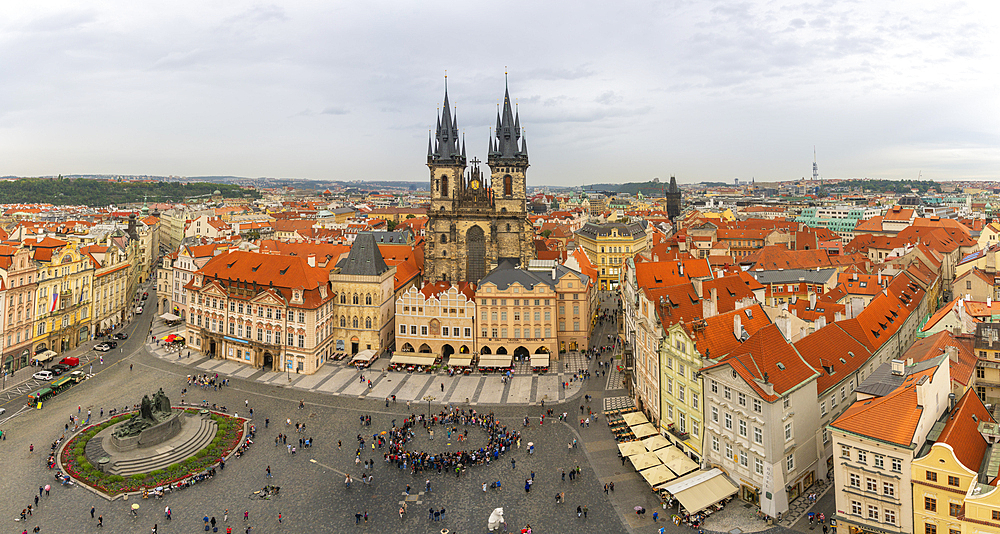 Church of Our Lady before Tyn at Old Town Square, Old Town, UNESCO World Heritage Site, Prague, Bohemia, Czech Republic (Czechia), Europe