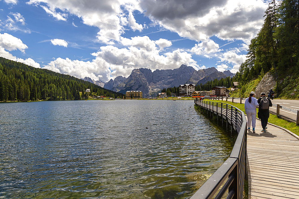 Misurina Lake, Belluno Dolomites, Auronzo di Cadore, Belluno District, Veneto, Italy, Europe