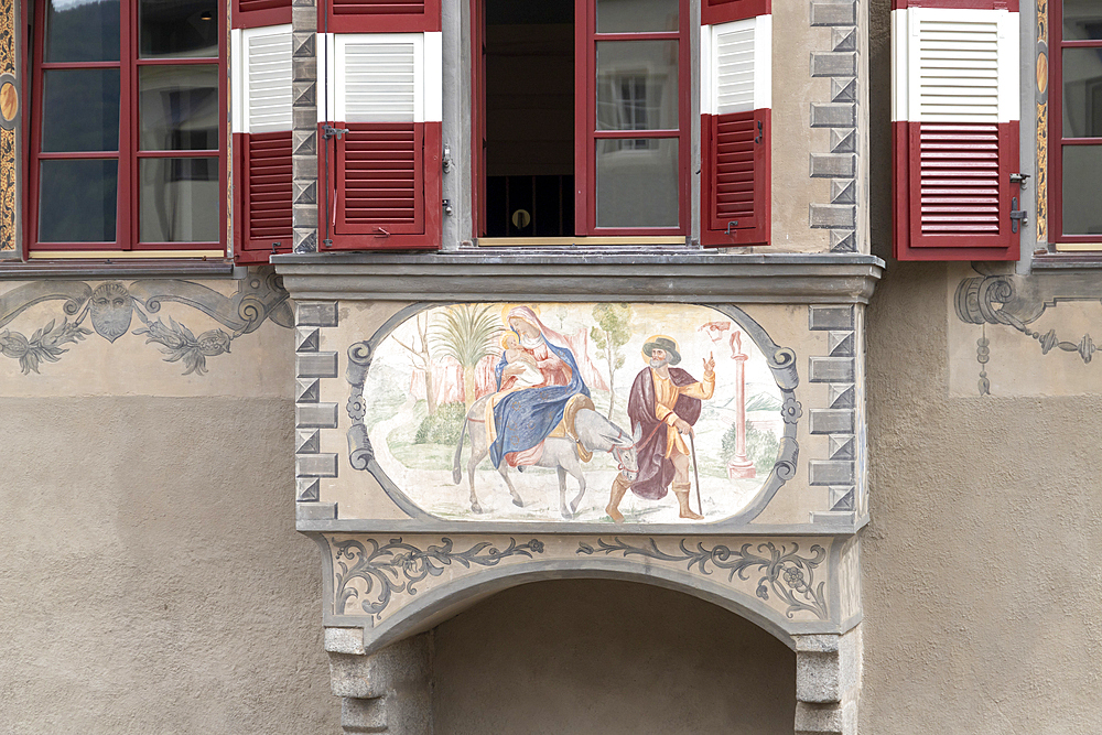 Balcony of ancient palace decorated with fresco, Brixen, Sudtirol (South Tyrol) (Province of Bolzano), Italy, Europe