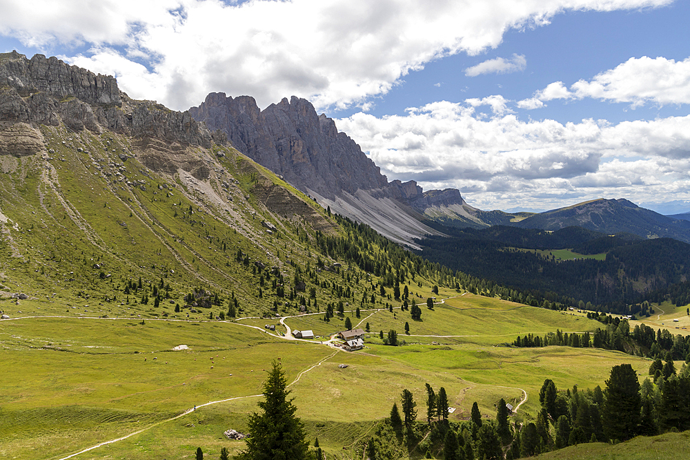 Natural Park Puez-Odle, Val di Funes, Bolzano district, Sudtirol (South Tyrol), Italy, Europe