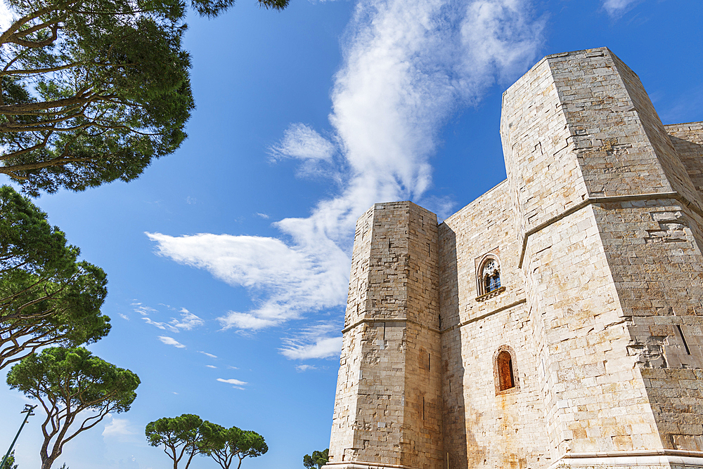 Detail of the side facade of the octagonal castle of Castel del Monte, UNESCO World Heritage Site, Apulia, Italy, Europe