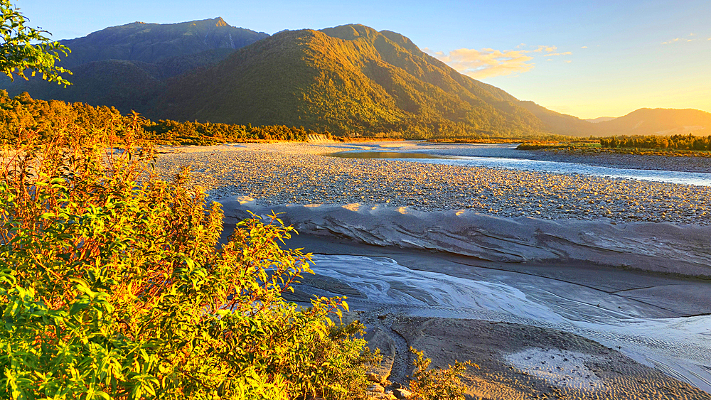 Sunset near Hokitika, South Island, New Zealand