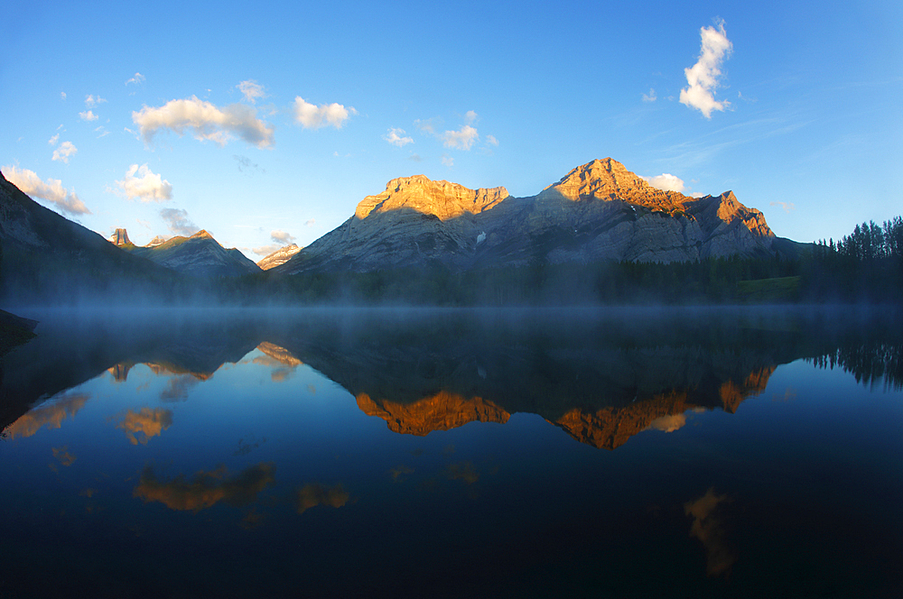 Wedge Pond, Kananaskis Country, Alberta, Rocky Mountains, Canada, North America