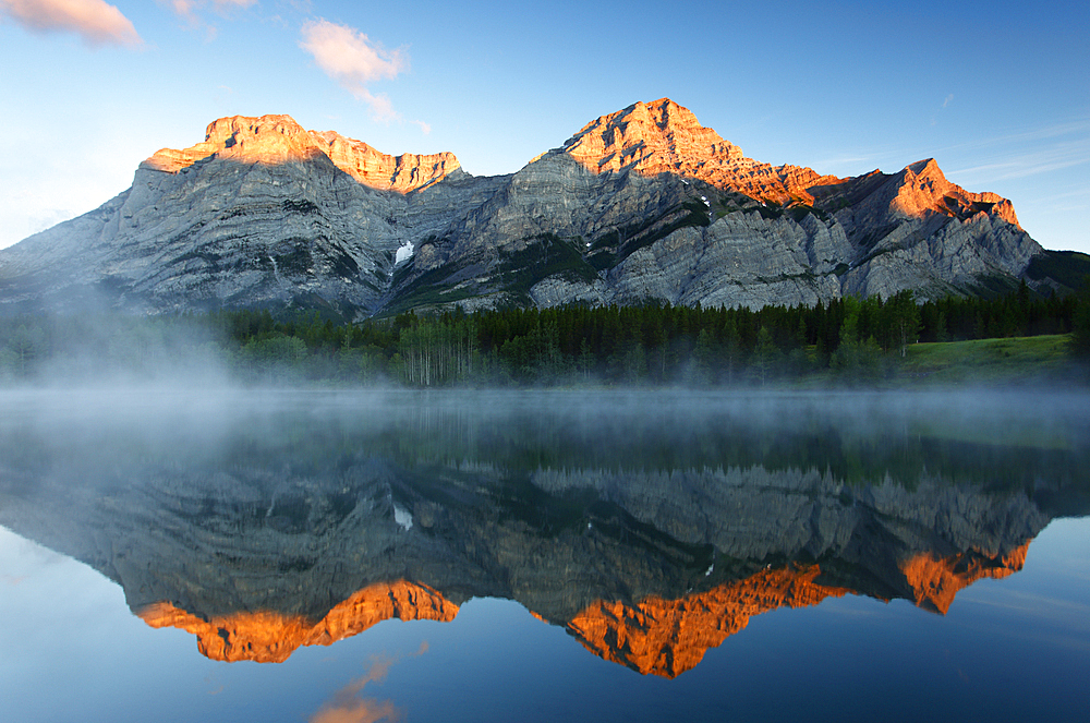 Wedge Pond, Kananaskis Country, Alberta, Rocky Mountains, Canada, North America