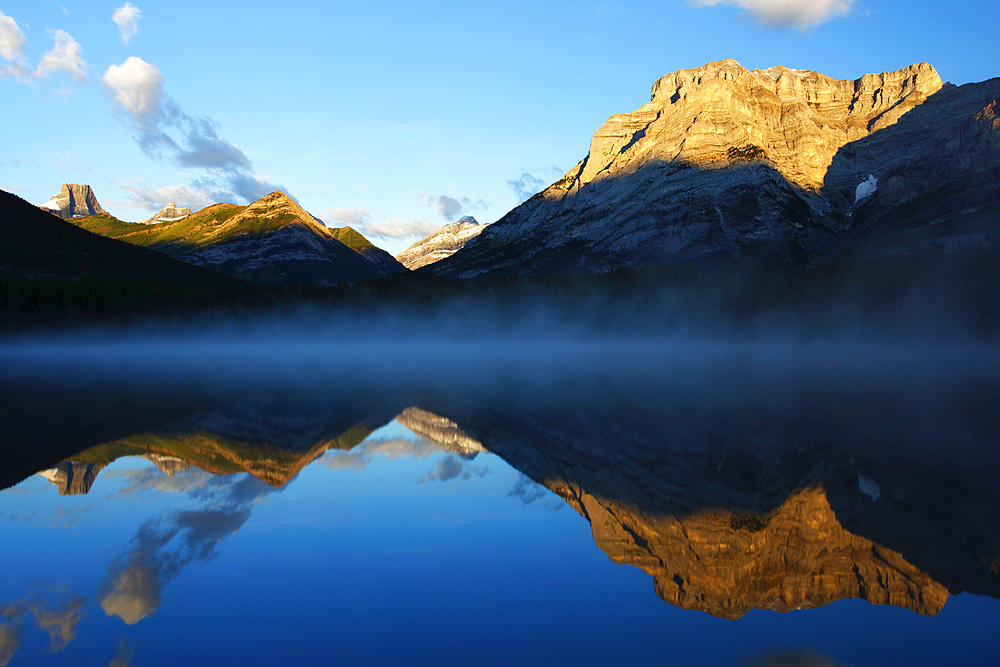 Wedge Pond, Kananaskis Country, Alberta, Rocky Mountains, Canada, North America