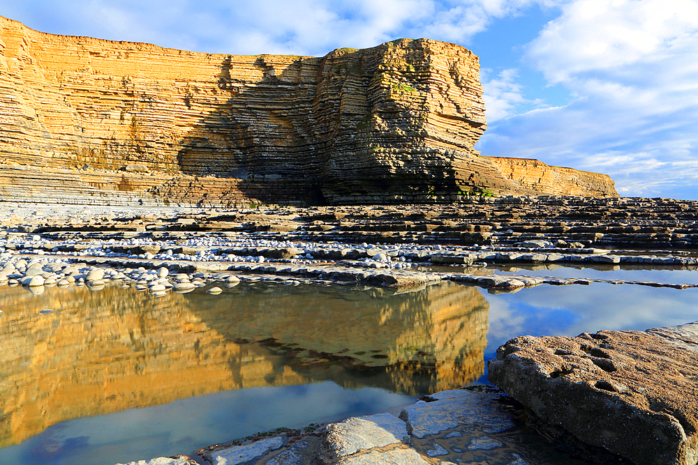 Cliffs at Nash Point, Glamorgan Heritage Coast, South Wales, United Kingdom, Europe