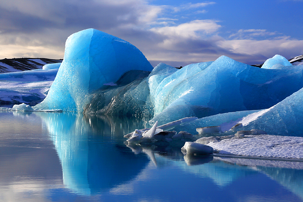 Icebergs, Jokulsarlon Glacier Lagoon, Vatnajokull National Park, southern Iceland, Polar Regions