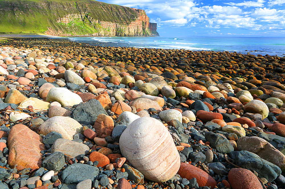 Pebble beach, Rackwick Bay, Hoy, Orkney Islands, Scotland, United Kingdom, Europe